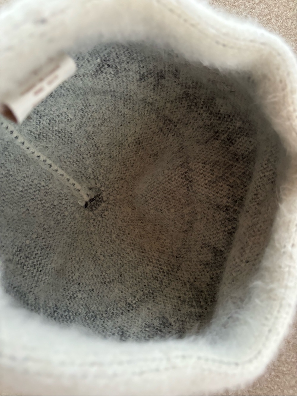 Vintage Angora Beret - Picture 6 of 7